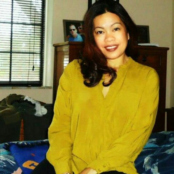 Meet your Posher, Lorely - Picture 1 of 3